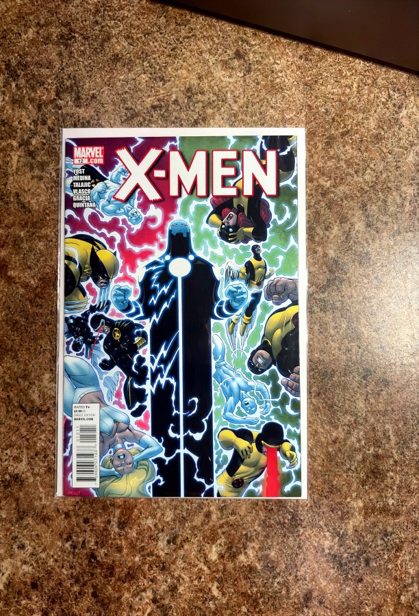 X-Men #12 (2011) Marvel First Printing cover