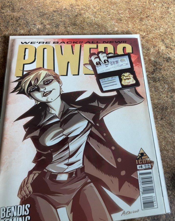Powers #8 (2010) Marvel Comics (Icon) 1st Printing VF/NM cover